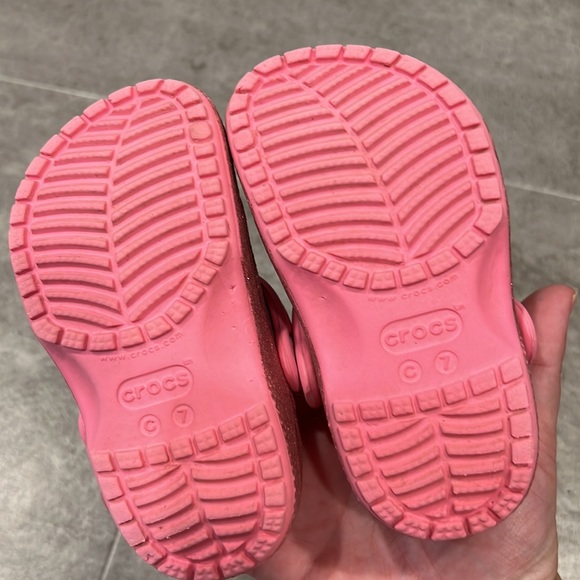 CROCS Pink Sparkles Shoes - Size 7 - Picture 5 of 5